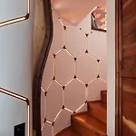 Farkaskutvoelgy Apartment Felsőtold
