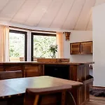Apartment Farkaskutvoelgy
