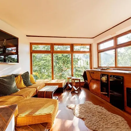 Farkaskútvölgy * Felsőtold