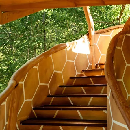 Farkaskútvölgy Apartamento Felsőtold