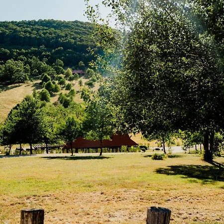 Farkaskútvölgy Felsőtold